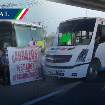 Transportistas bloquean la autopista México-Pachuca, demandan seguridad