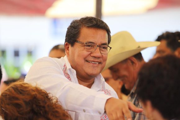 Se registra Julio Huerta para candidatura de Morena