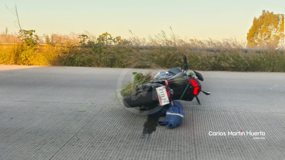 Localizan motociclista sin vida sobre Periférico, pudo haber sido atacados balazos