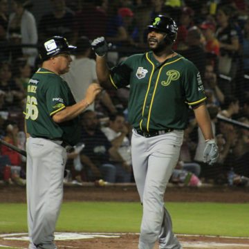 Algodoneros vencen a los Pericos de Puebla en el segundo encuentro de la Serie del Rey