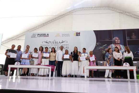 Inaugura gobierno estatal encuentro de Cocineras Tradicionales, patrimonio de Puebla