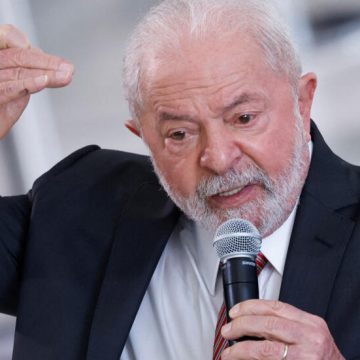 Lula, presidente de Brasil, es operado con éxito de la cadera
