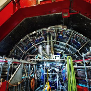 Estudiantes BUAP participan en las primeras colisiones de iones de plomo en la tercera etapa de toma de datos del LHC