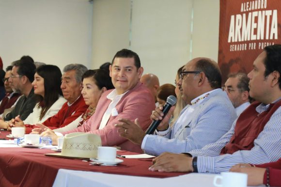 En Puebla AMLO y Sheinbaum tienen al mejor ejército: Armenta