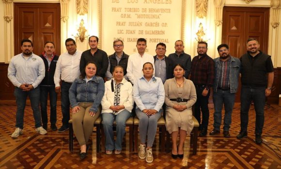 Ayuntamiento de Puebla y organizaciones acuerdan fortalecer a la Central de Abasto