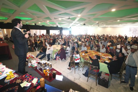 Ofrece Economía a cooperativas acceso a mercados internacionales y financiamientos