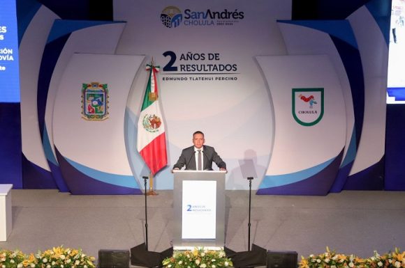 Edmundo Tlatehui rinde su  Segundo Informe al frente de San Andrés Cholula
