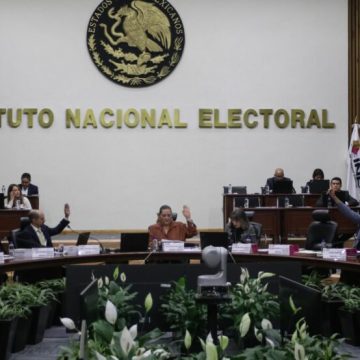 INE rechaza paridad de género en gubernaturas
