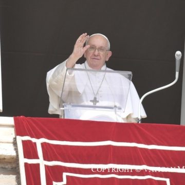 Papa Francisco pidió abrir corredores humanitarios y liberar rehenes en Gaza