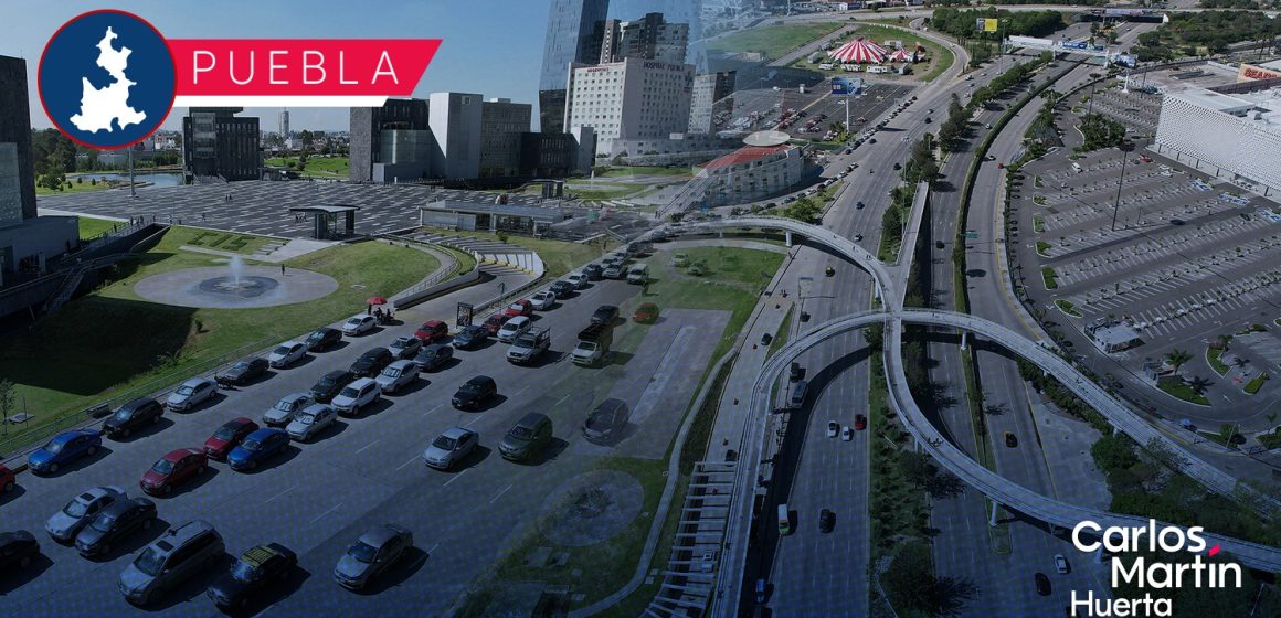 Gobierno de Puebla quitará vueltas a la izquierda en la Vía Atlixcáyotl; inicia estudio de movilidad