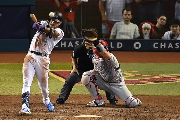 Despiertan los D-backs y se acercan en la serie por el título de Liga Nacional