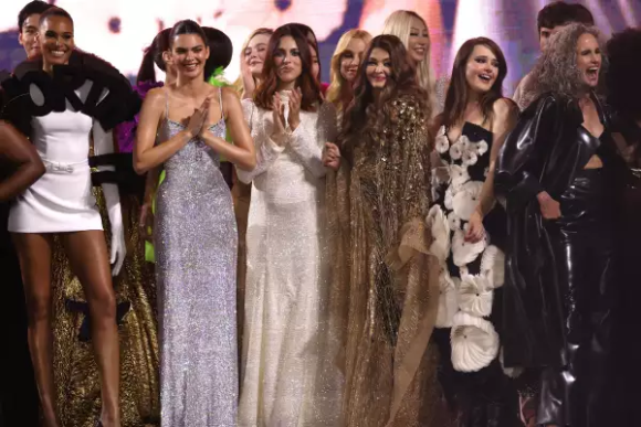 ¿Chinches en la Semana de la Moda en París?