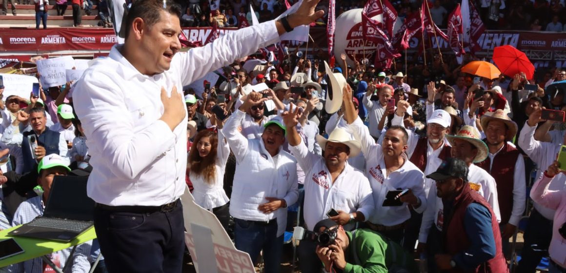 Armenta reúne a 25 mil personas en la Fiesta Democrática de agradecimiento