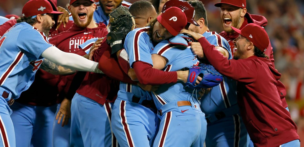 Los Filis eliminan a los Bravos y van a la serie por el título de la Liga Nacional