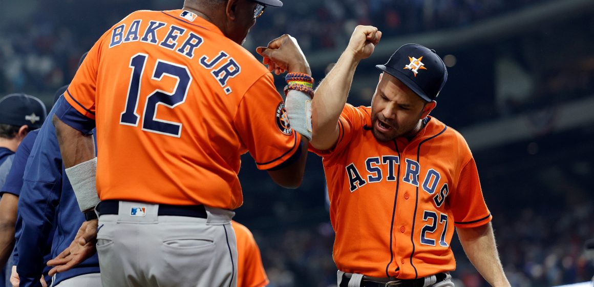 Los Astros se imponen a los Rangers para quitarles el invicto en playoffs