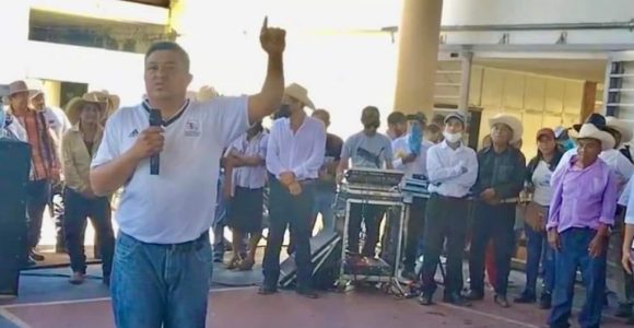 Asesinan en Chiapas al maestro que organizó marcha por la paz  