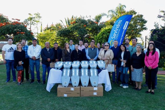 100 luminarias en Lomas de Angelópolis