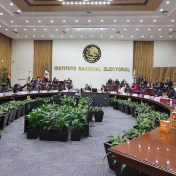 INE define fechas para debates presidenciales de 2024