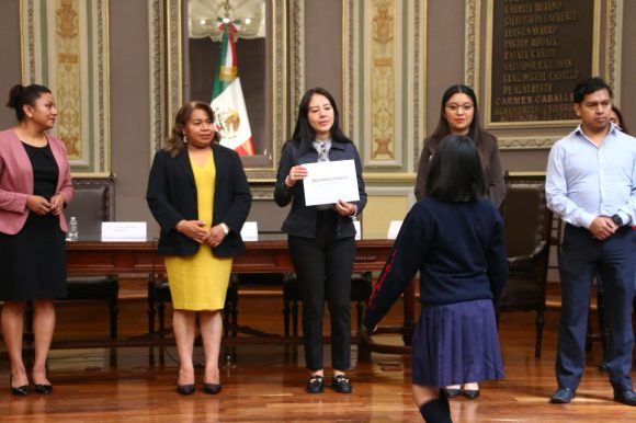 Voluntariado abre las puertas del Congreso del Estado a niñas, niños y jóvenes de la entidad