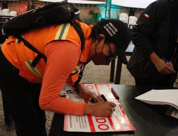 Ayuntamiento de Puebla clausura bar “Una y Más” donde se intoxicó una estudiante