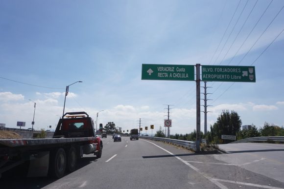 Reabren puente superior del Periférico a la altura de Bulevar Forjadores