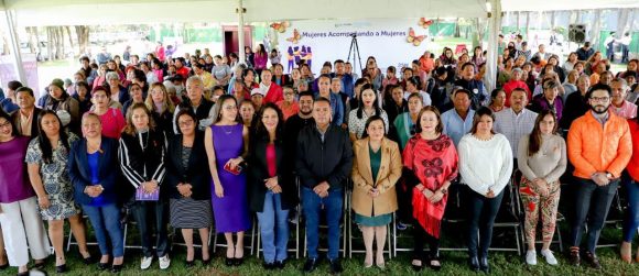 Conmemora Ayuntamiento de San Andrés Cholula el 25N con ponencia “Mujeres acompañando mujeres”
