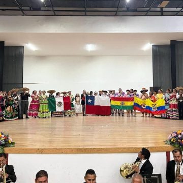 Reciben a Colombia, Chile, Ecuador y Bolivia en Festival Folklore “Viva la Danza” en Texmelucan