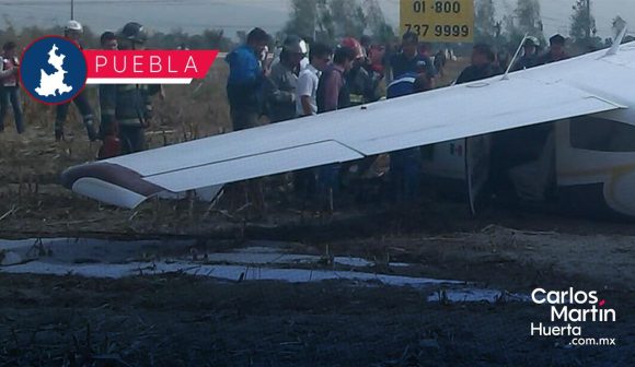 Dos heridos, piloto y alumno, tras caer avioneta en Huejotzingo
