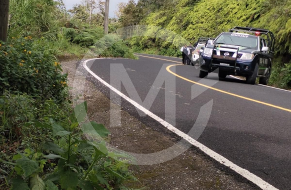 Localizan cadáver de un hombre embolsado en Cuetzalan