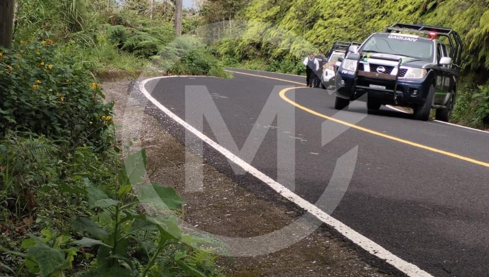 Localizan cadáver de un hombre embolsado en Cuetzalan