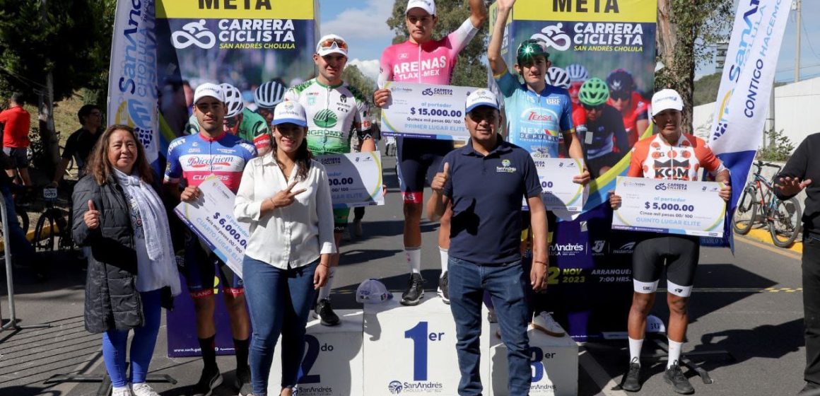 Triunfo de Brayan Barda en la Segunda Carrera Ciclista San Andrés Cholula 2023