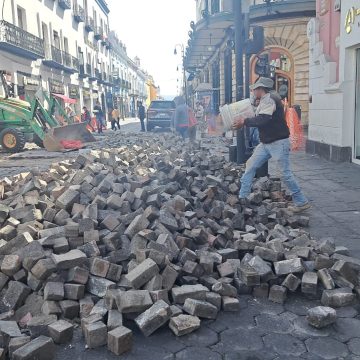 Clausura el INAH obras del Ayuntamiento de Puebla en el Centro Histórico