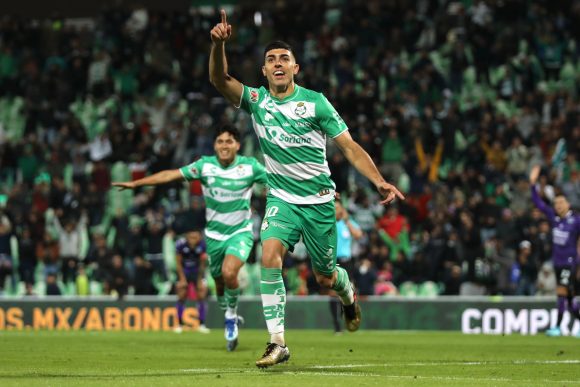 Santos Laguna superó al Mazatlán y jugará por el último boleto a la liguilla