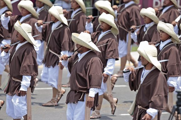En Puebla, 24 planteles educativos participarán en desfile del 20 de noviembre: SEP