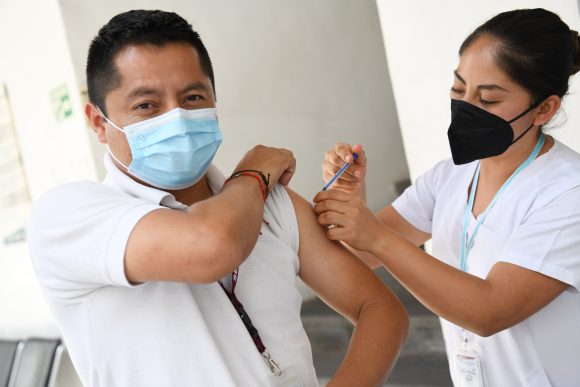 v3 Reporta Salud avance del 74% en aplicación de vacunas contra influenza estacional