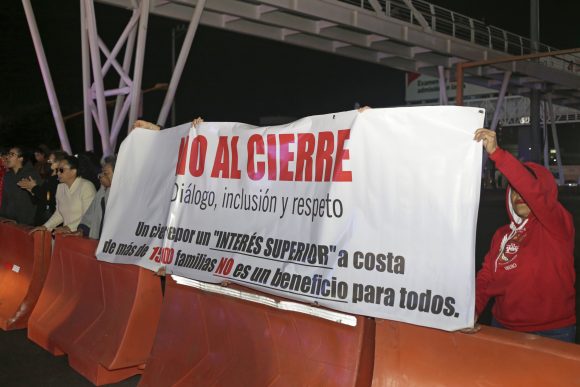 Vecinos de la Vía Atlixcáyotl piden cancelar el estudio que prohíbe vueltas a la izquierda