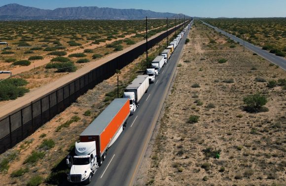 EU reabre dos cruces fronterizos Eagle Pass y El Paso