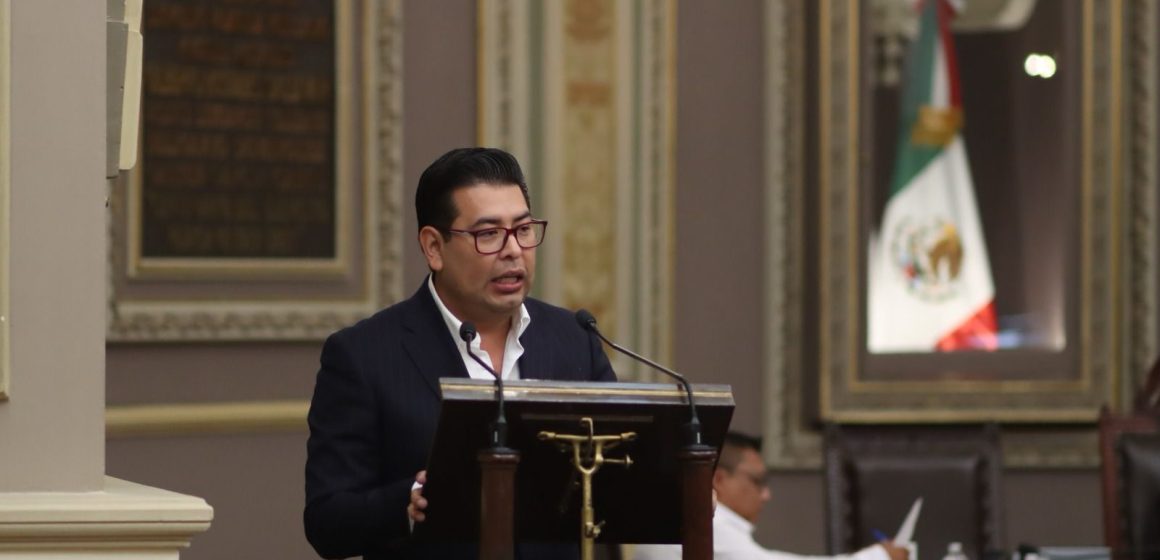 Presentan iniciativa en el Congreso del Estado para sancionar elaboración de contenido íntimo con inteligencia artificial