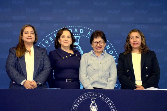 Reconoce la Rectora Lilia Cedillo el trabajo destacado de la Facultad de Ingeniería Química