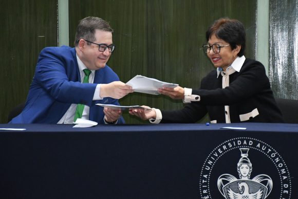 B Convenio_8 Encabeza la Rectora Lilia Cedillo Ramírez firma de convenio con la empresa Schaeffler