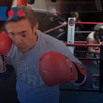 (VIDEO) Boxeador tiene amargo debut a los 58 años; su rival era 35 años más joven