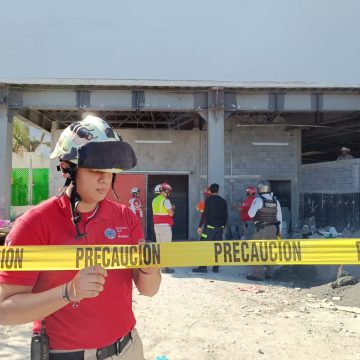 Mueren cuatro trabajadores por caída de elevador de carga en Monterrey