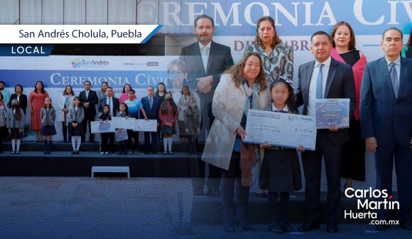 Estudiantes de San Andrés Cholula reciben reconocimiento por excelencia académica