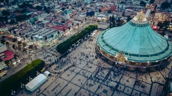GBMi9TrXgAA0MXN Asistieron 12.1 millones de fieles a la Basílica de Guadalupe