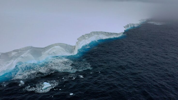 Mega iceberg