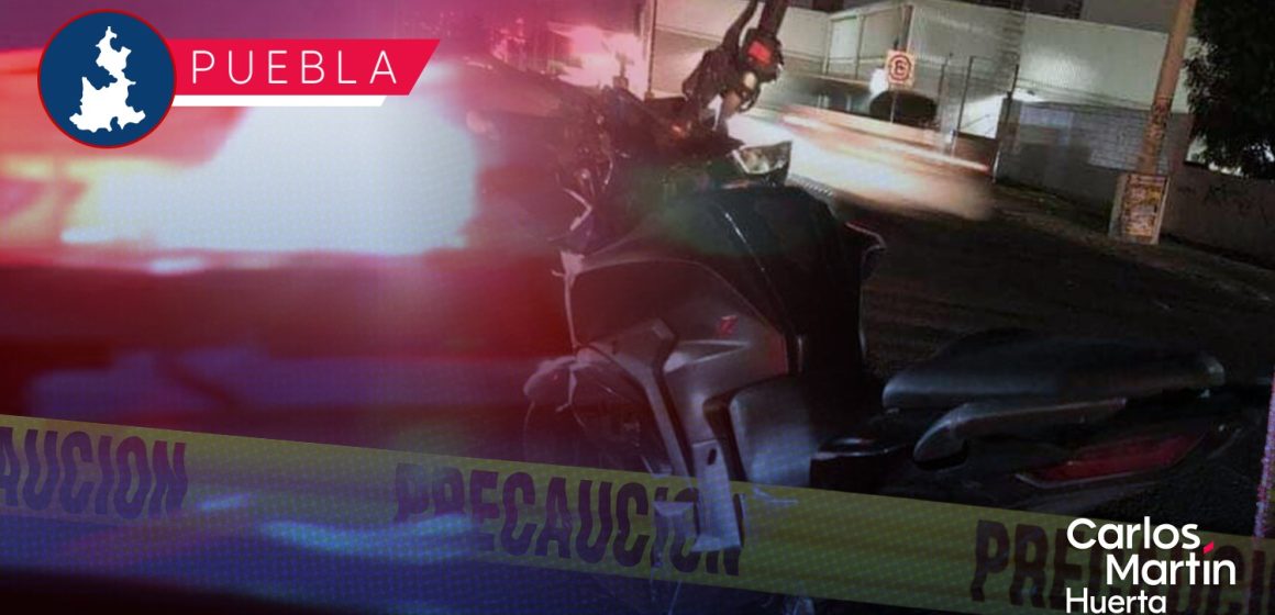 Motociclista pierde la vida tras chocar contra camellón en bulevar Xonacatepec