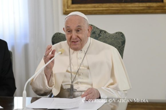 Papa Francisco lamenta fin de la tregua en Gaza y pide un nuevo cese al fuego  