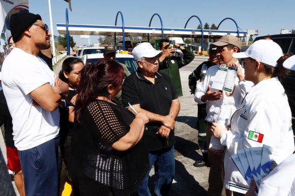 Gobierno de Puebla acompaña regreso de familias migrantes a sus comunidades