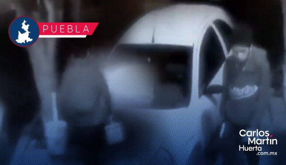 Portada Roban batería a coche en la 21 Poniente y 13 sur; aquí las imágenes CMH Roban batería a coche en la 21 Poniente y 13 sur; aquí las imágenes