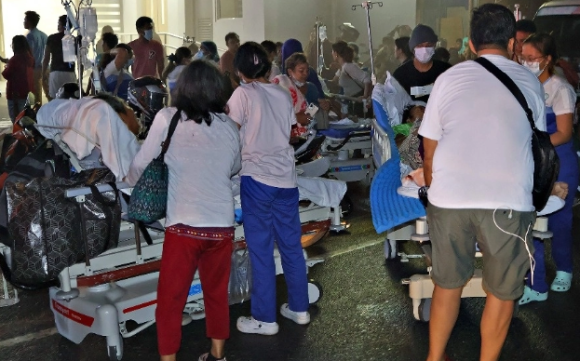 Emiten alerta de tsunami tras sismo de magnitud 7.5 en Filipinas